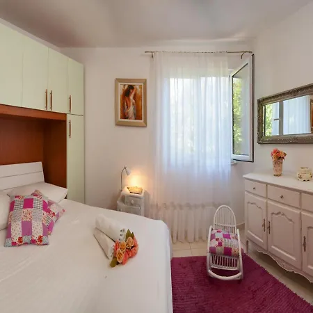 Ivana Casa de Férias